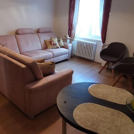 Apartmany U Hotelu Thermal Kv Karlsbad Buitenkant foto